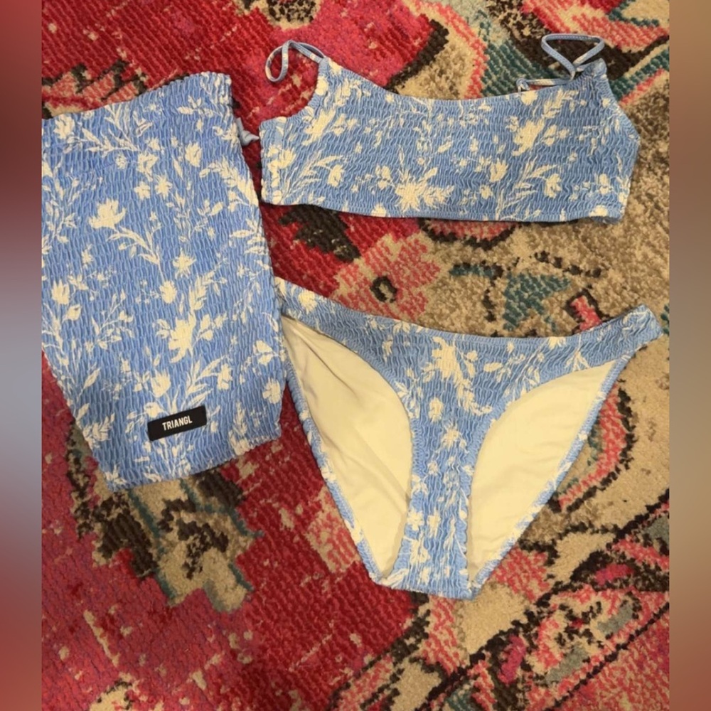 Triangl Swimwear Blue and White Bikini - Picture 2 of 2